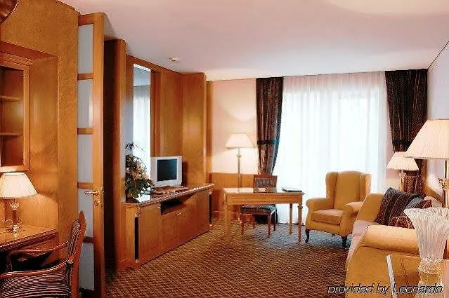 Grand Hotel De La Ville Parma Italy